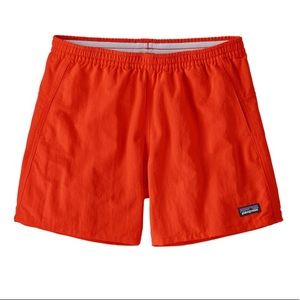 Patagonia Women’s Baggies, Medium in Red.